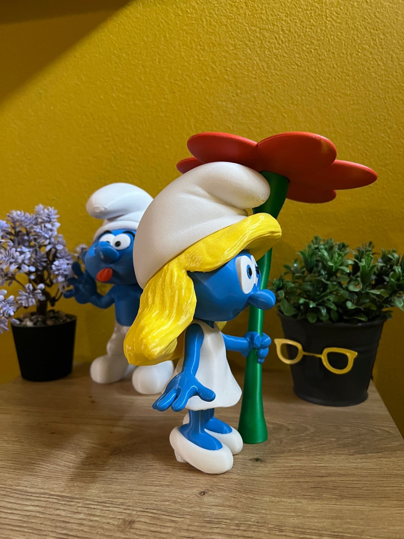 Φιγούρα Στρουμφίτας με Λουλούδι – Συλλεκτικό  / Διακοσμητικό (Στρουμφάκια)