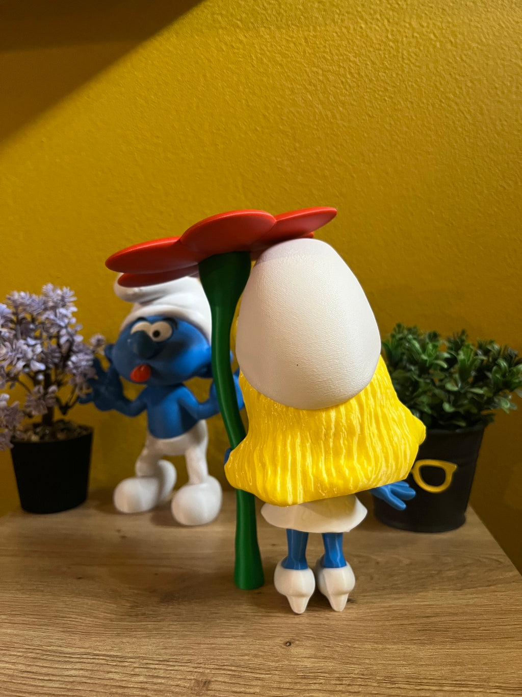 Φιγούρα Στρουμφίτας με Λουλούδι – Συλλεκτικό  / Διακοσμητικό (Στρουμφάκια)