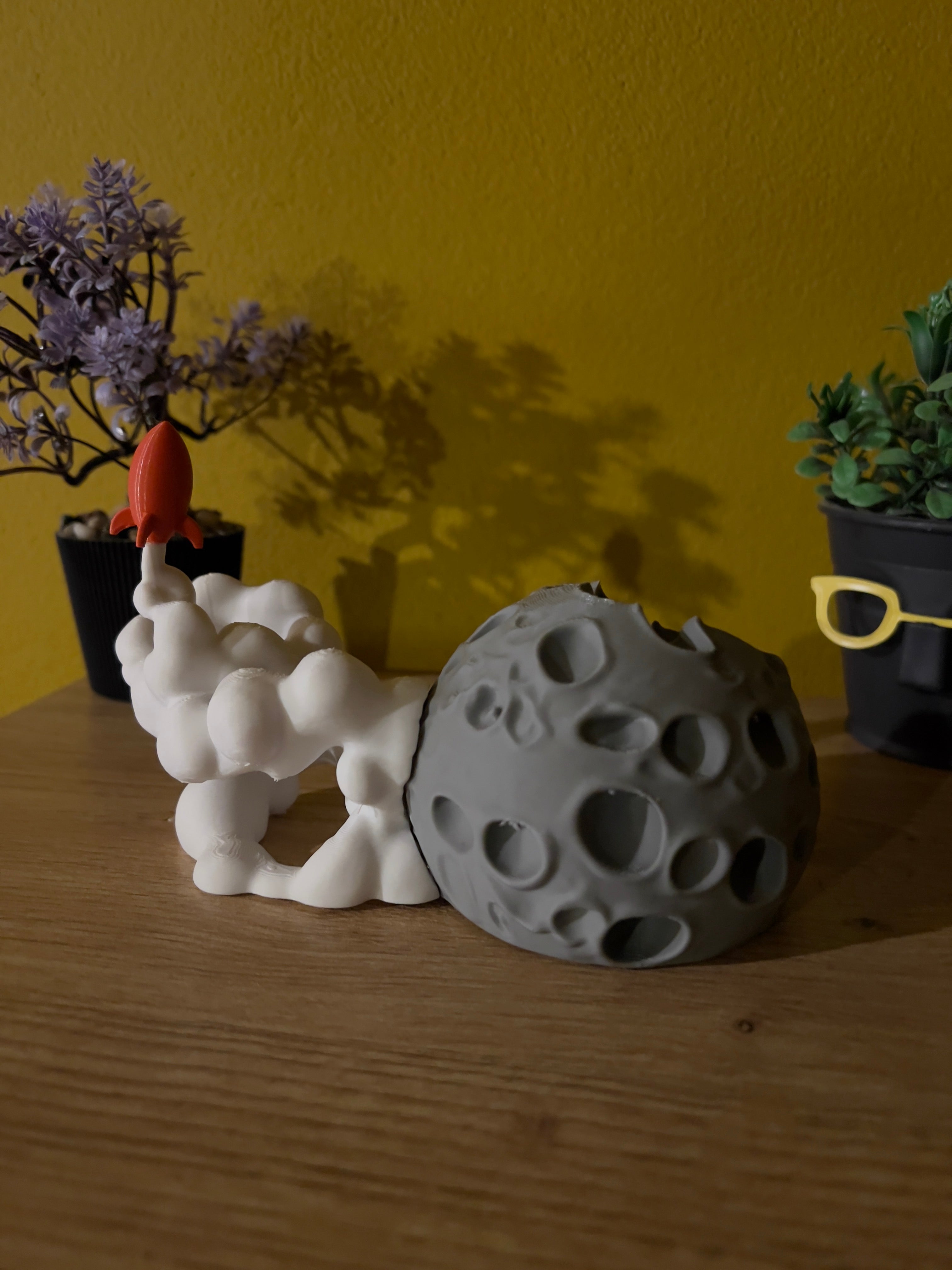 PS5 Controller Stand – Moon with Rocket / Βάση Χειριστηρίου