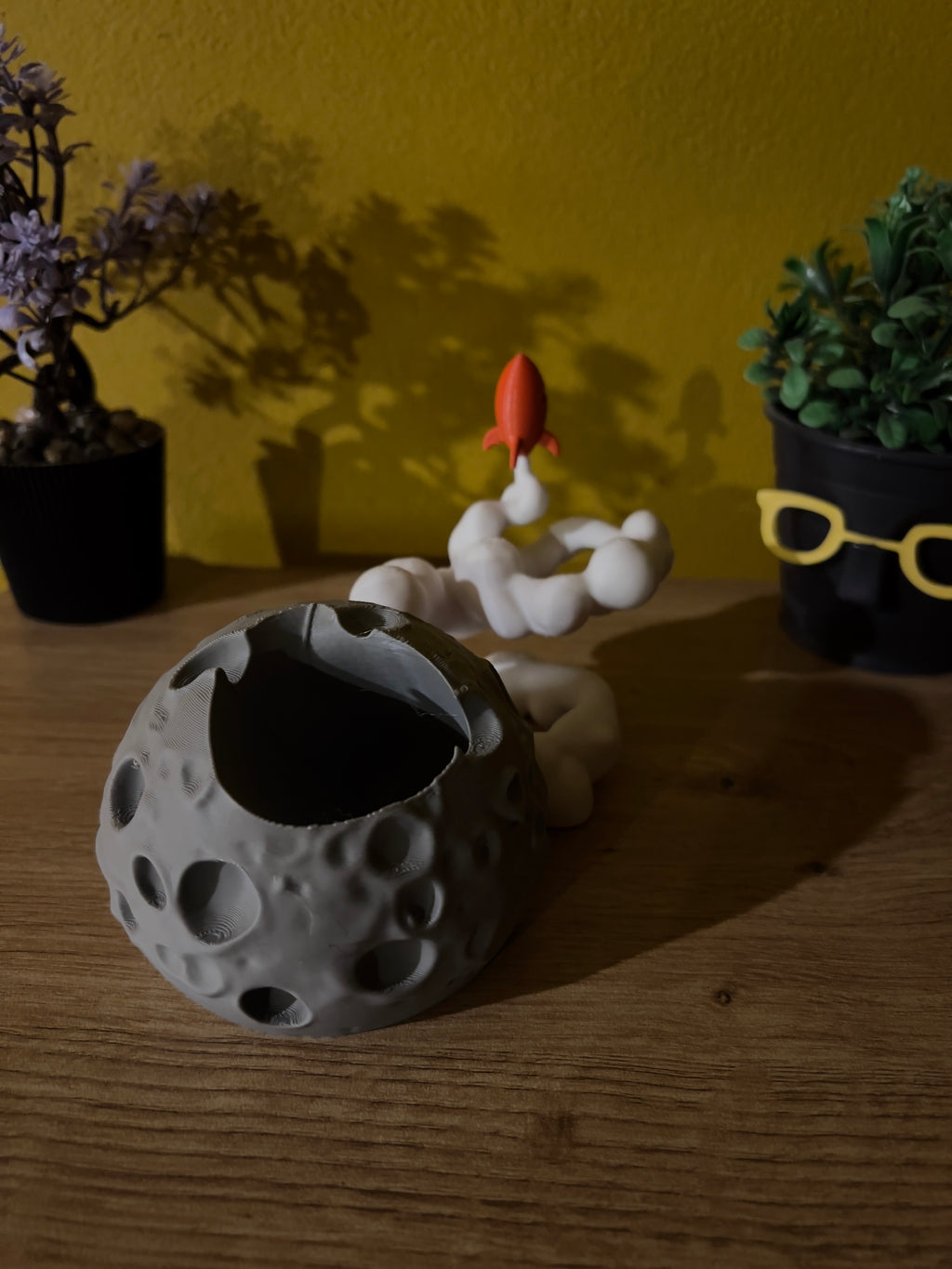 PS5 Controller Stand – Moon with Rocket / Βάση Χειριστηρίου