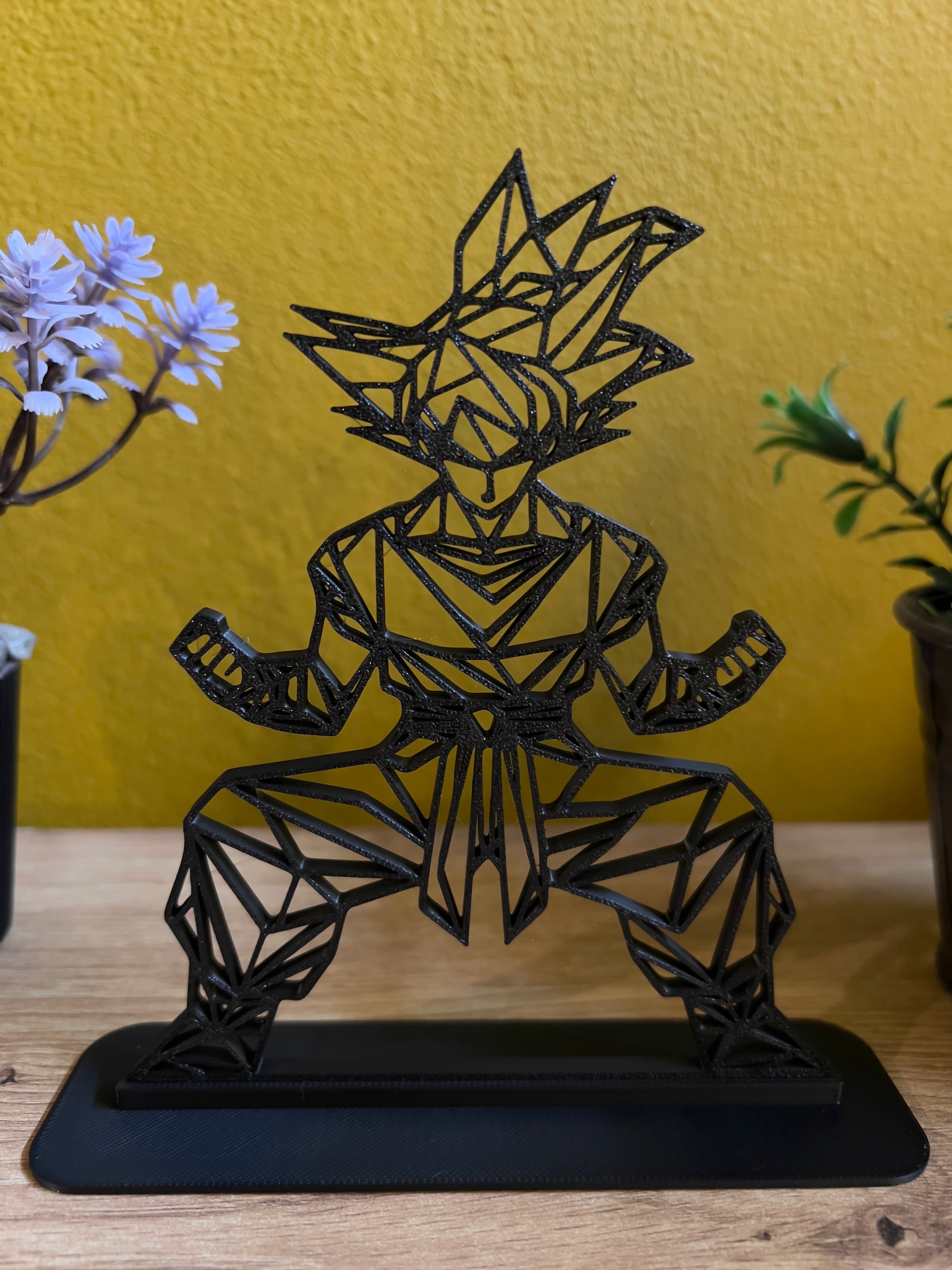 Goku Dragon Ball Geometric Low Poly Stand – Minimal & Modern Display